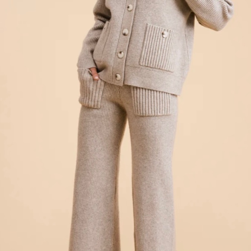 Moons Sweater Knit Pants
